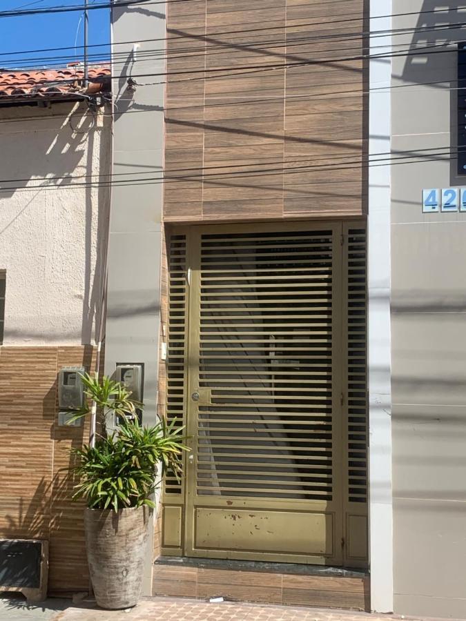 Casa Compartilhada Com Quartos Individuais Juàzeiro المظهر الخارجي الصورة